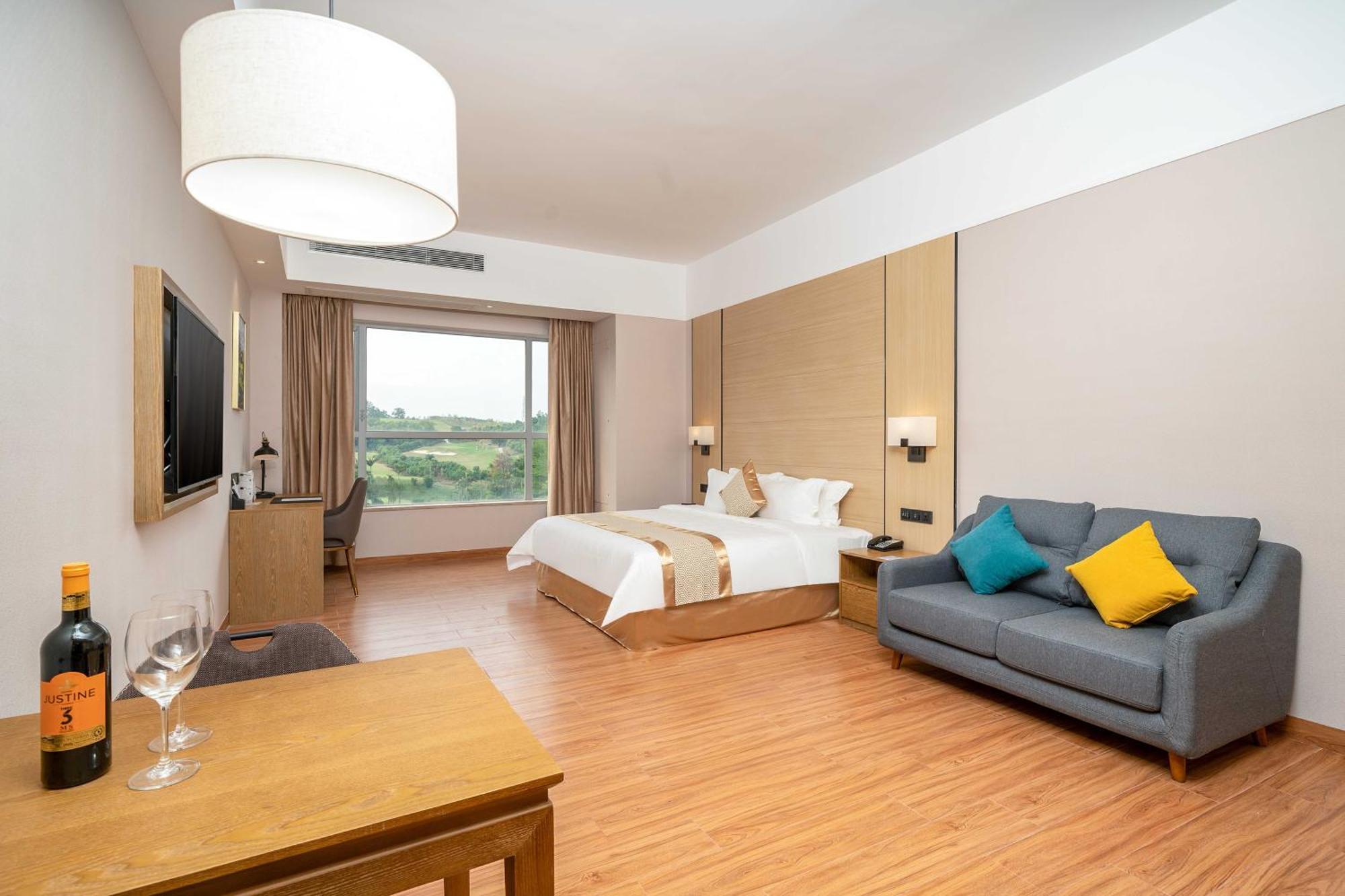 Phoenix Hill Hotel Dongguan - Golf Course Shop Luaran gambar