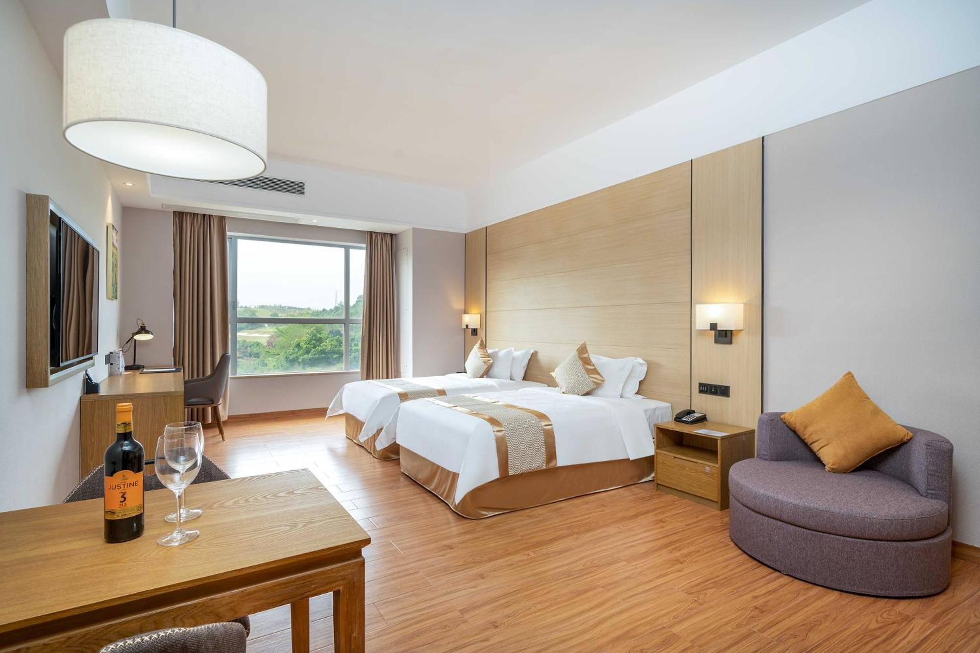 Phoenix Hill Hotel Dongguan - Golf Course Shop Luaran gambar