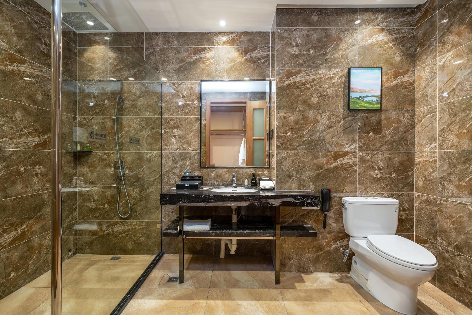 Phoenix Hill Hotel Dongguan - Golf Course Shop Luaran gambar
